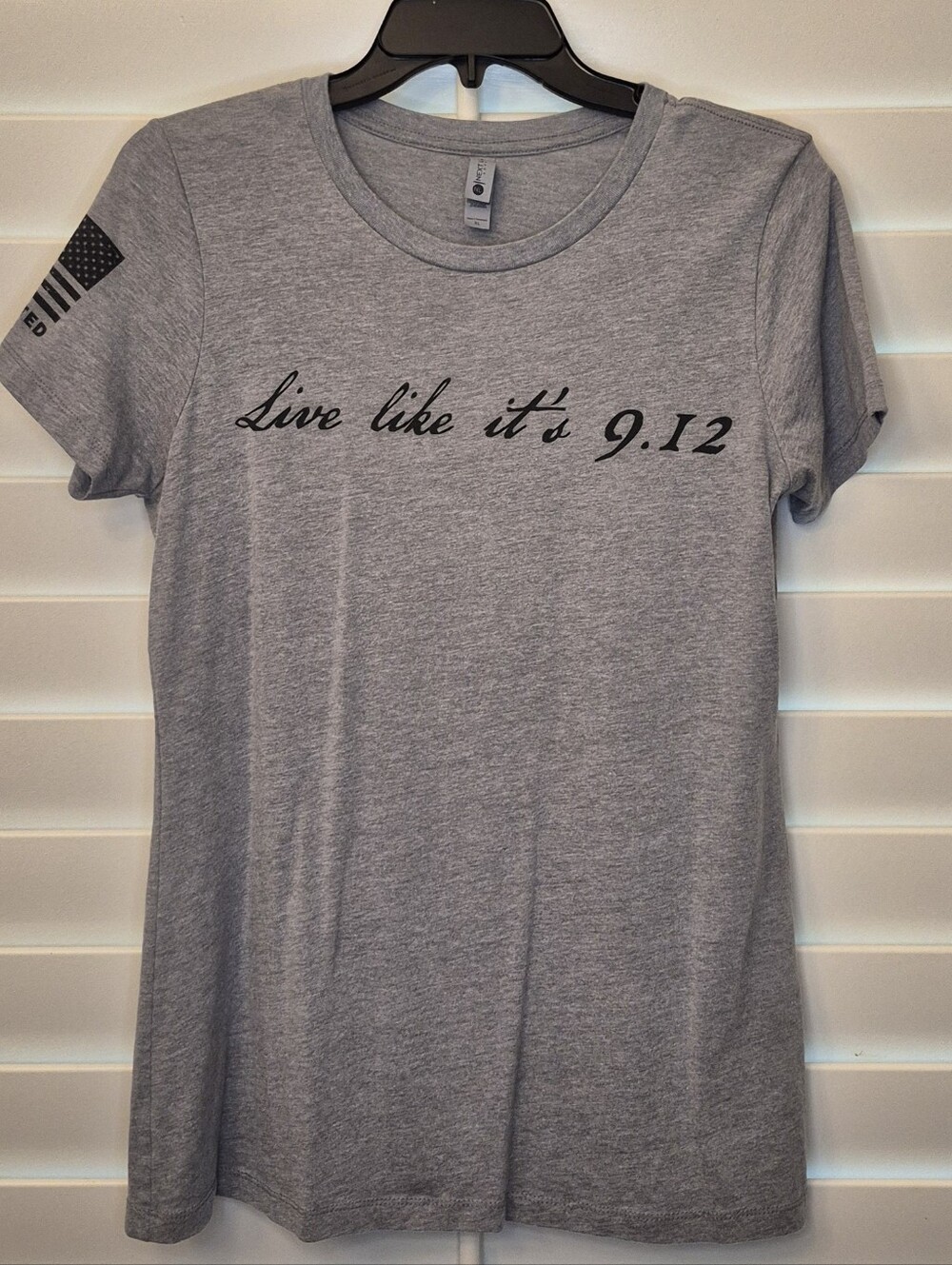 Patriotic Live Like Its 9.12 Next Level Apparel Gray Crewneck T-Shirt Sz L Slim